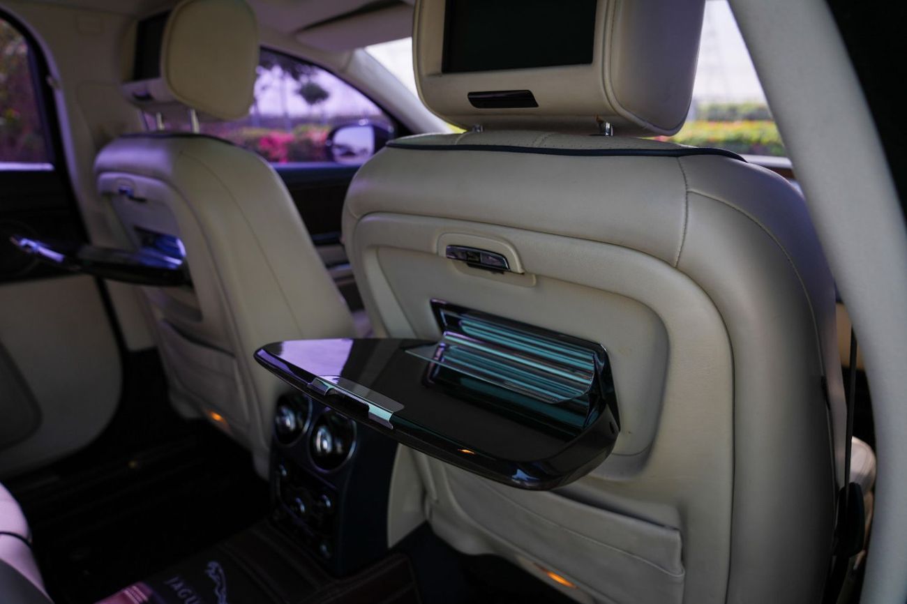 جاكوار XJ L 2011 PORTFOLIO!! 5.0 V8 HSE!! KOREAN SPECS
