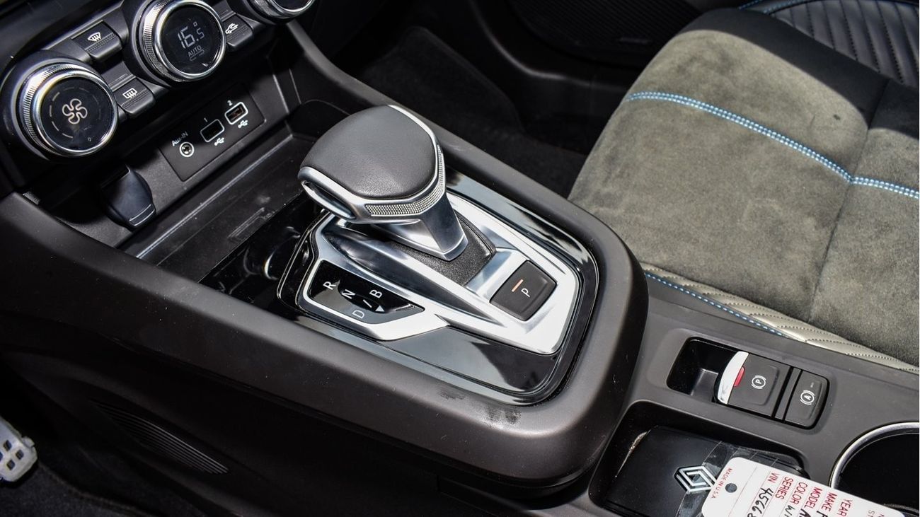 Renault Arkana 1.6L E-TEC  ALPINE (For Local Sales plus 10% for Customs & VAT)