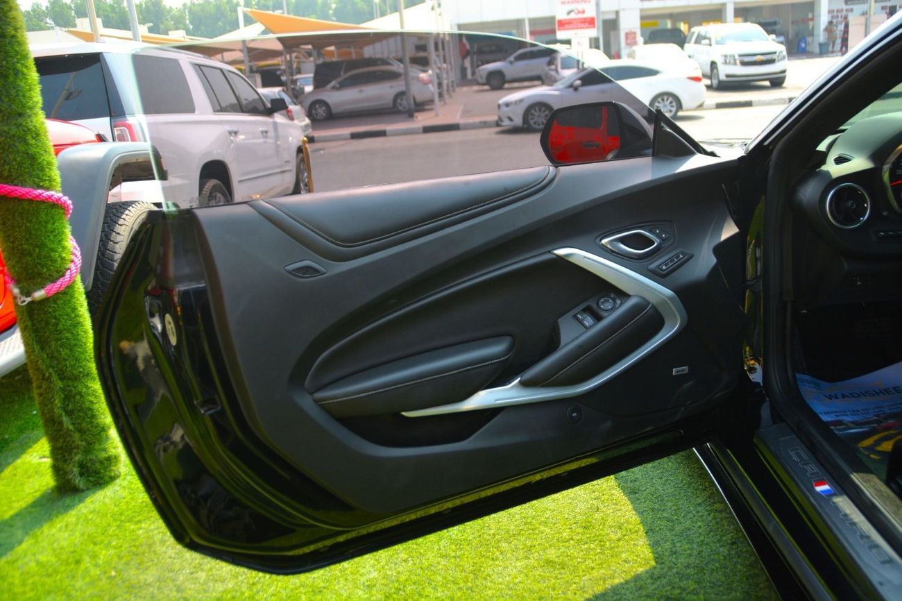 Chevrolet Camaro CAMARO CLEAN TITLE //2SS//FULL OPTION--VERY GOOD CONDITION --NO ACCEDINT