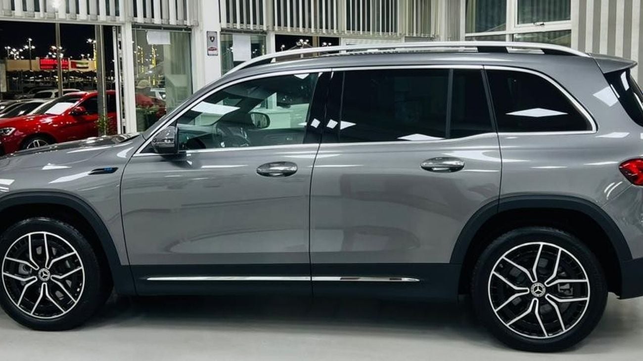 Mercedes-Benz EQB 300 4 MATIC .. Perfect Condition .. Top Range