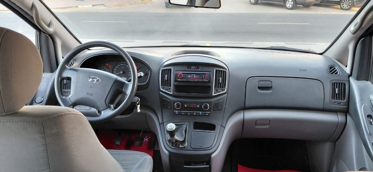 Hyundai H-1 6-seater delivery van | NO CONVENIENCE FEES