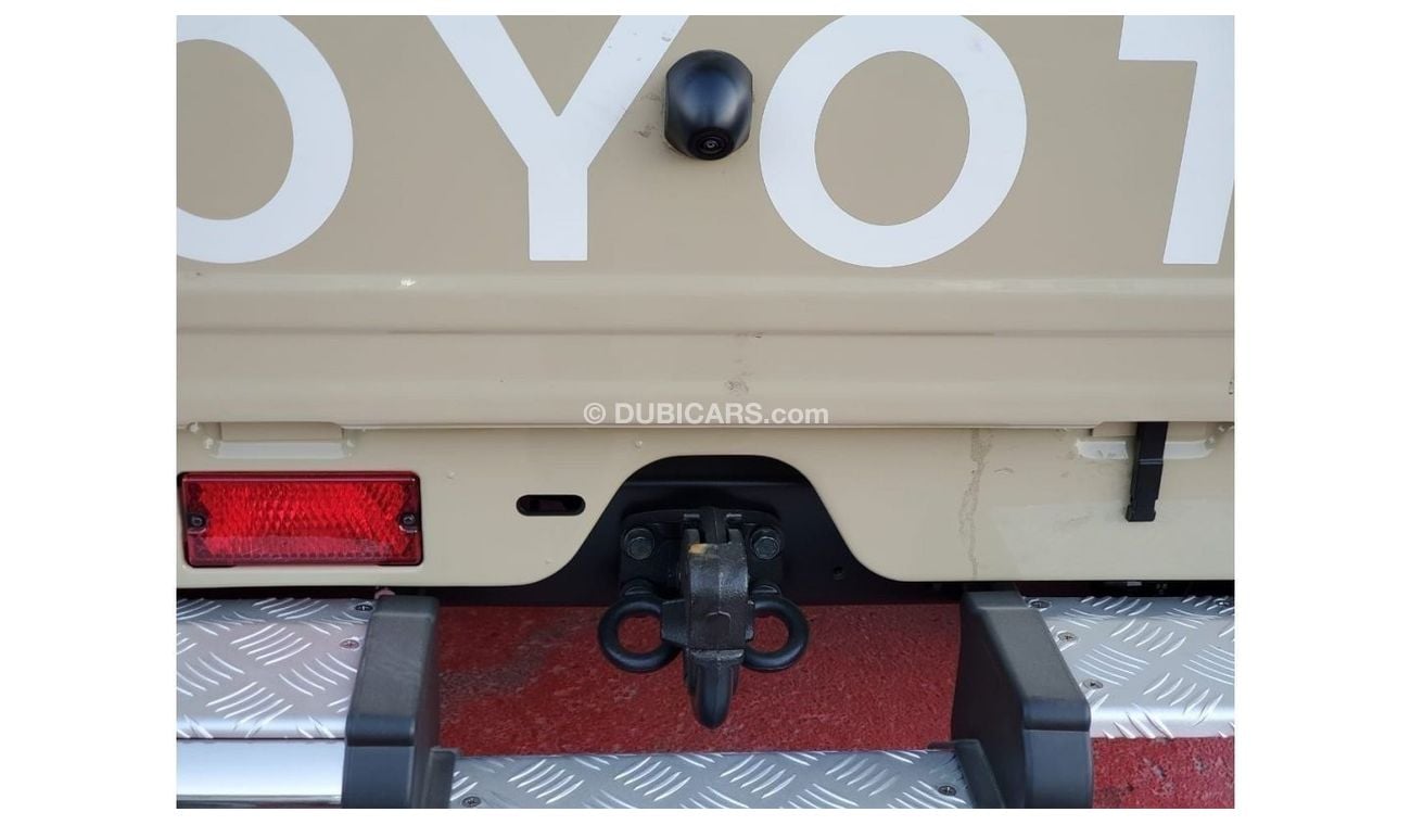 Toyota Land Cruiser Pick Up Single Cab 70th Anniversary with Winch /Diff Lock/Compressor M/T 2022 beige c