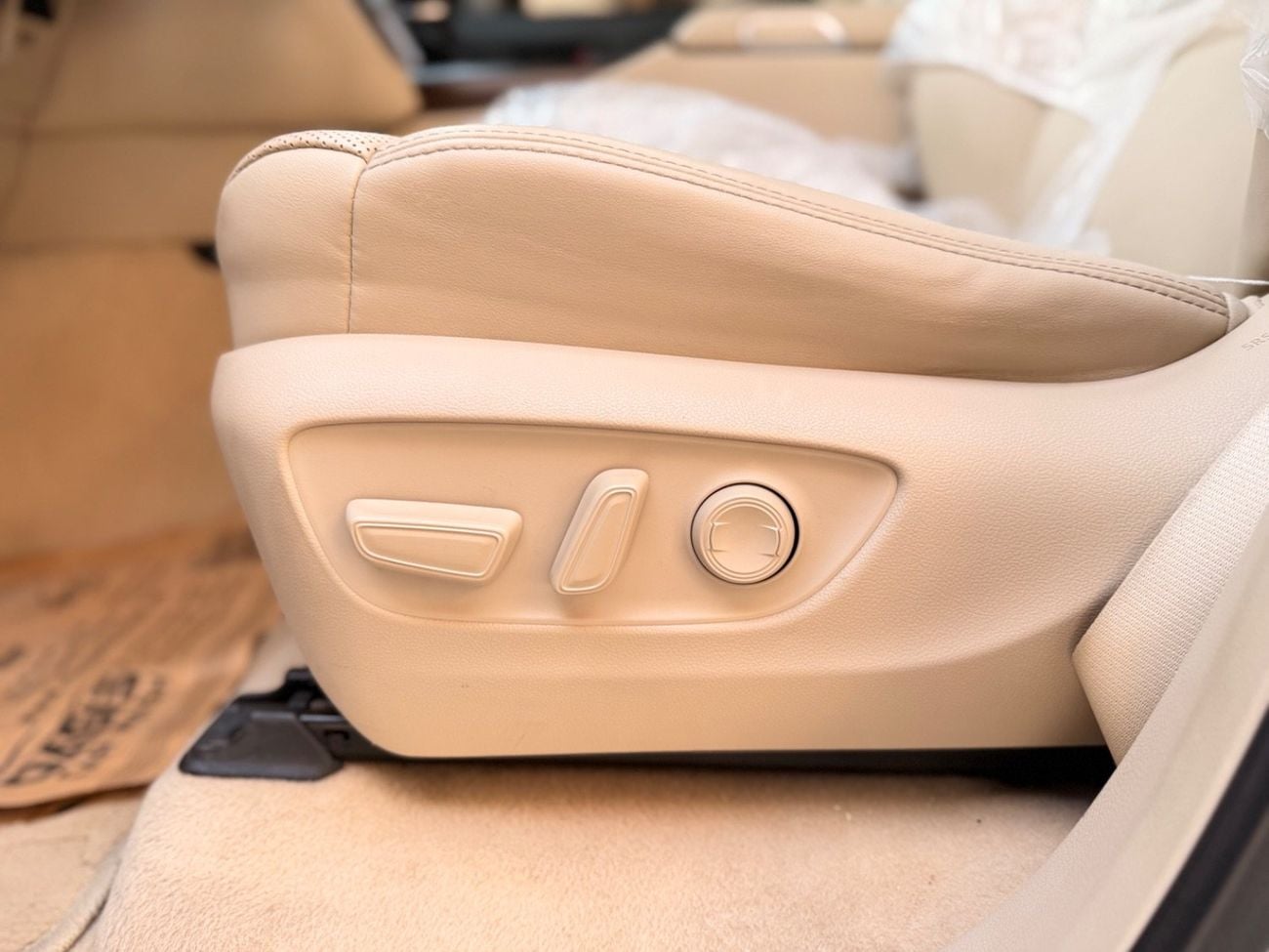 تويوتا لاند كروزر VXR 3.5L