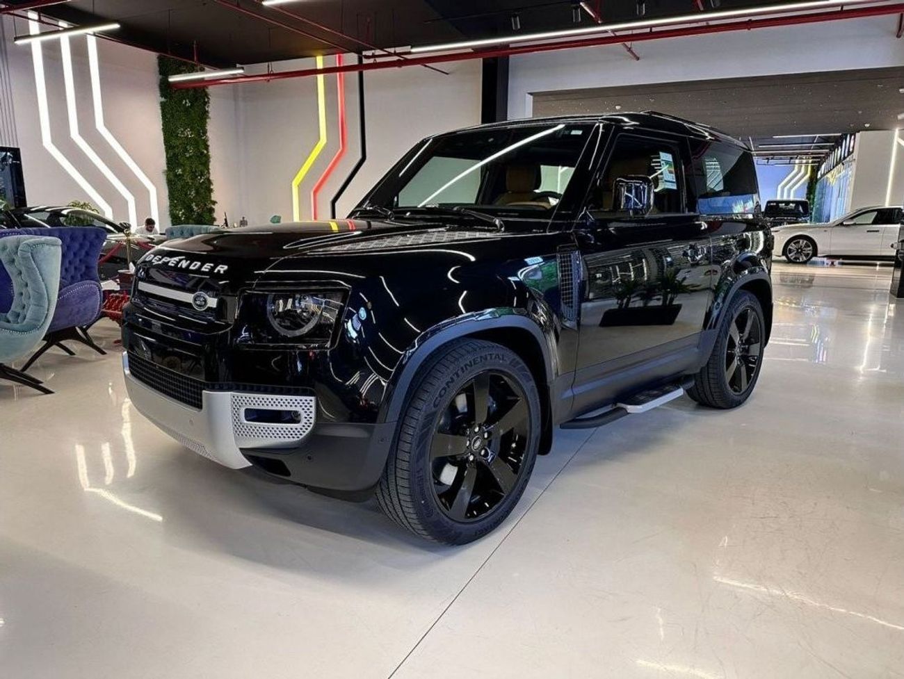 Land Rover Defender 2024 Defender 90 P400 HSE/GCC/22 INCH