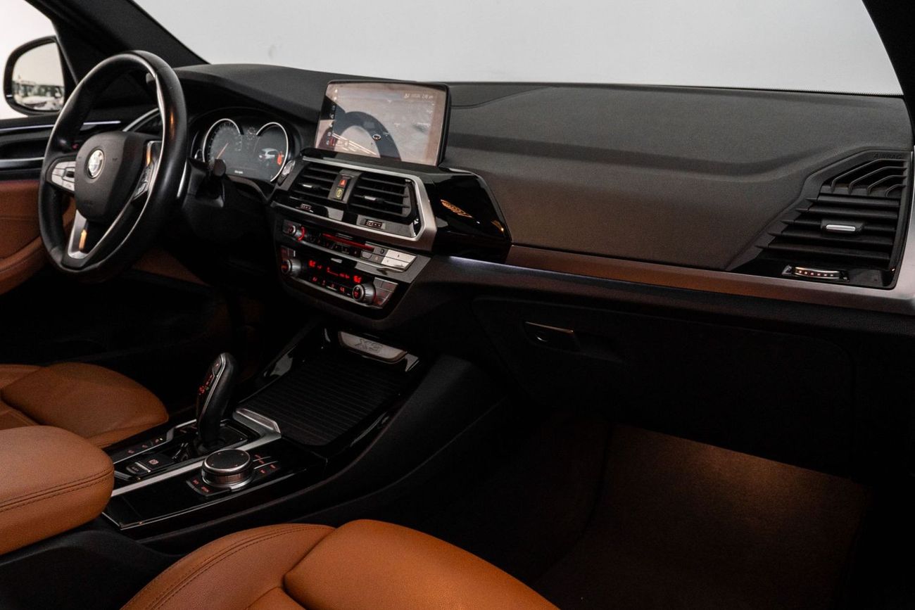 BMW X3 xDrive 30i 2.0L