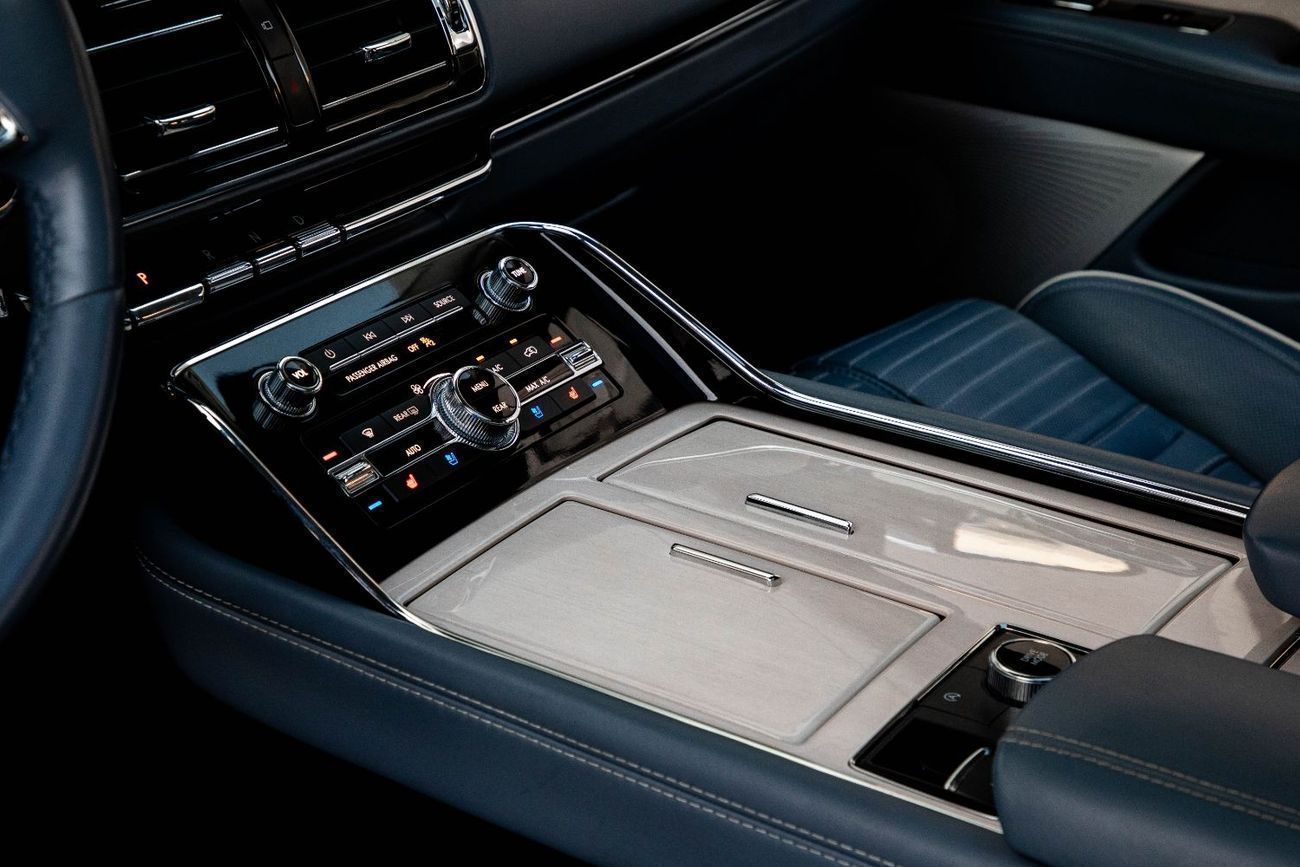 Lincoln Navigator Presidential | 3,780 P.M | 0% Downpayment | Impeccable Condition!