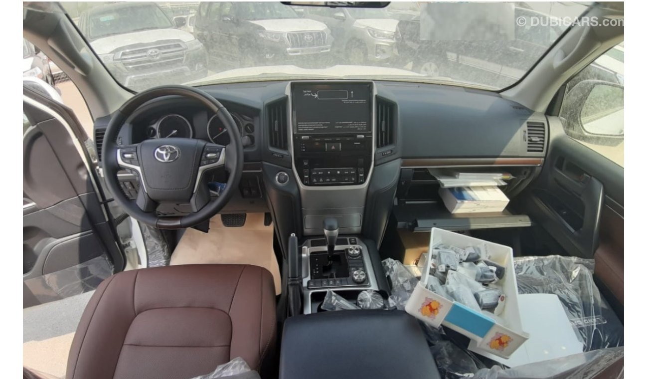 Toyota Land Cruiser 4.6L GXR GT WITH LEATHER SEATS