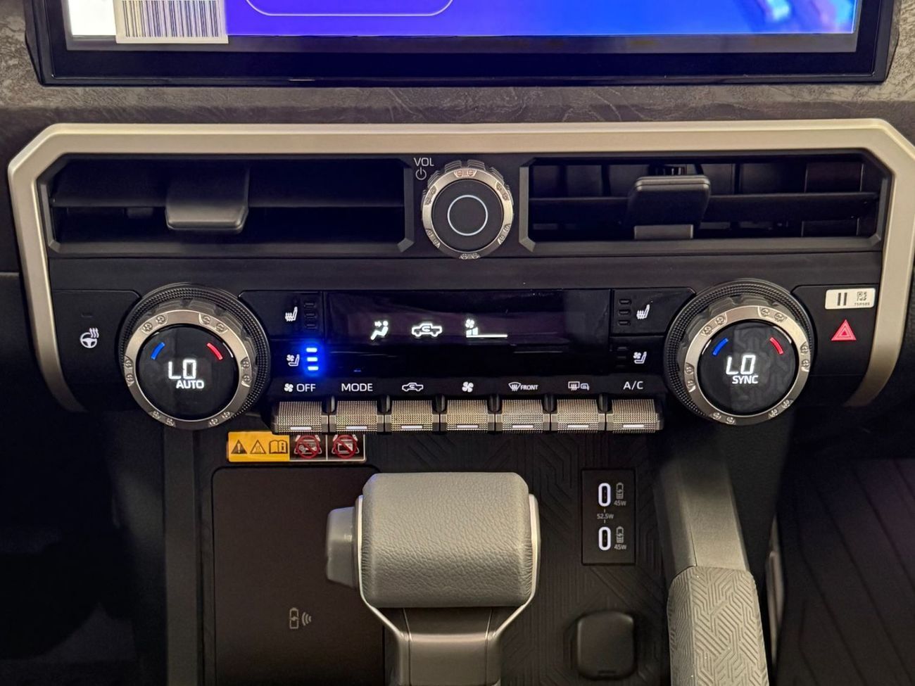 Toyota Tacoma LIMITED I-FORCE MAX HYBRID FULL