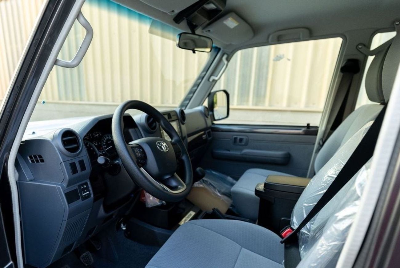 Toyota Land Cruiser LC 76 - G 2025