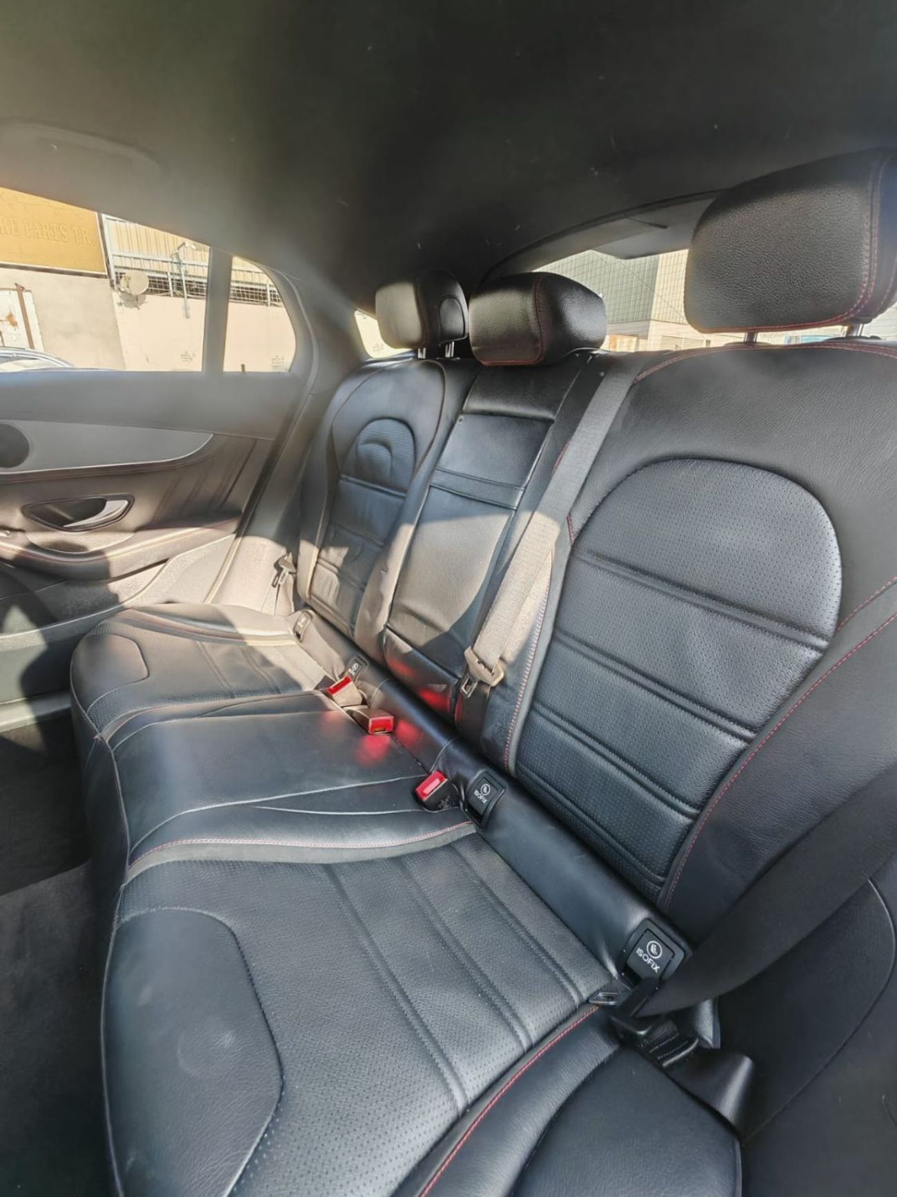 Mercedes-Benz GLC 300 Coupe 2.0L