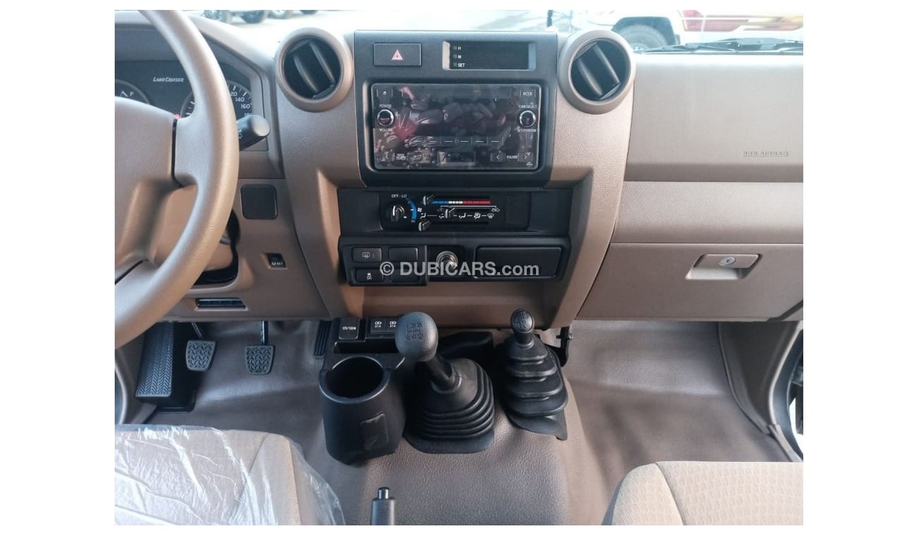 Toyota Land Cruiser 70 4.0L V6 2doors (Winch + Alloy Wheels)