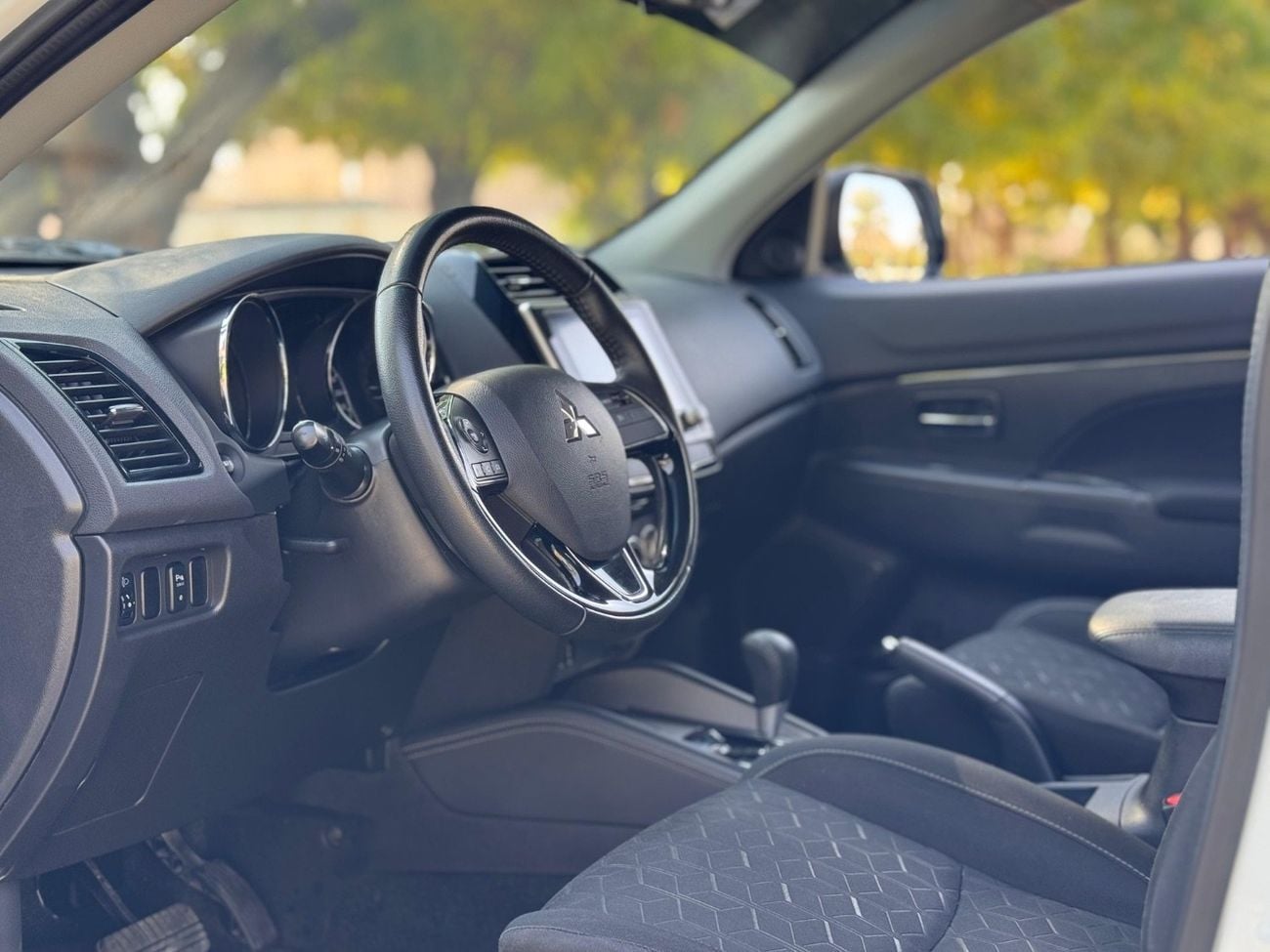 ميتسوبيشي ASX Mid 2.0L AWD