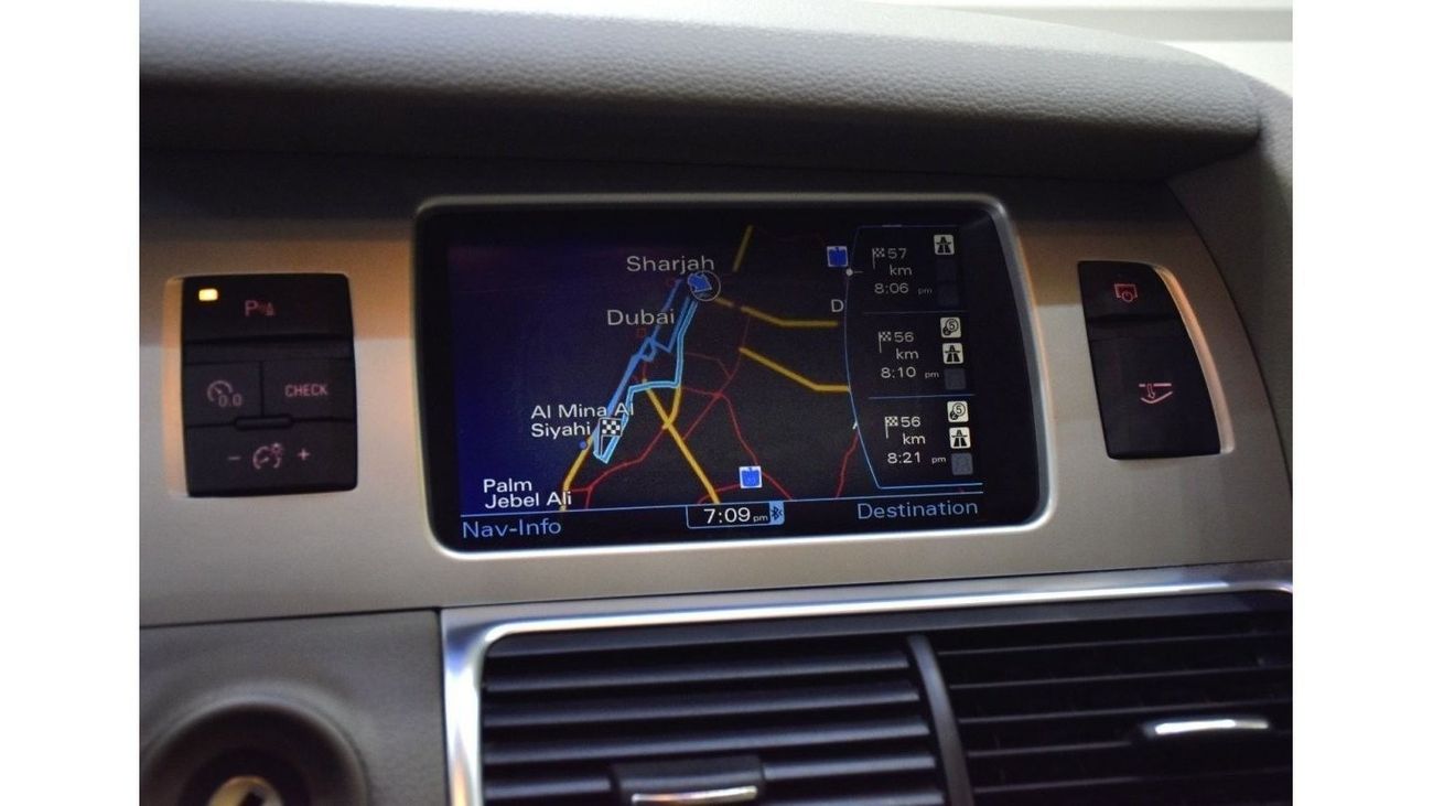 Audi Q7 EXCELLENT DEAL for our Audi Q7 S-Line 4.2L QUATTRO ( 2010 Model ) in White Color GCC Specs