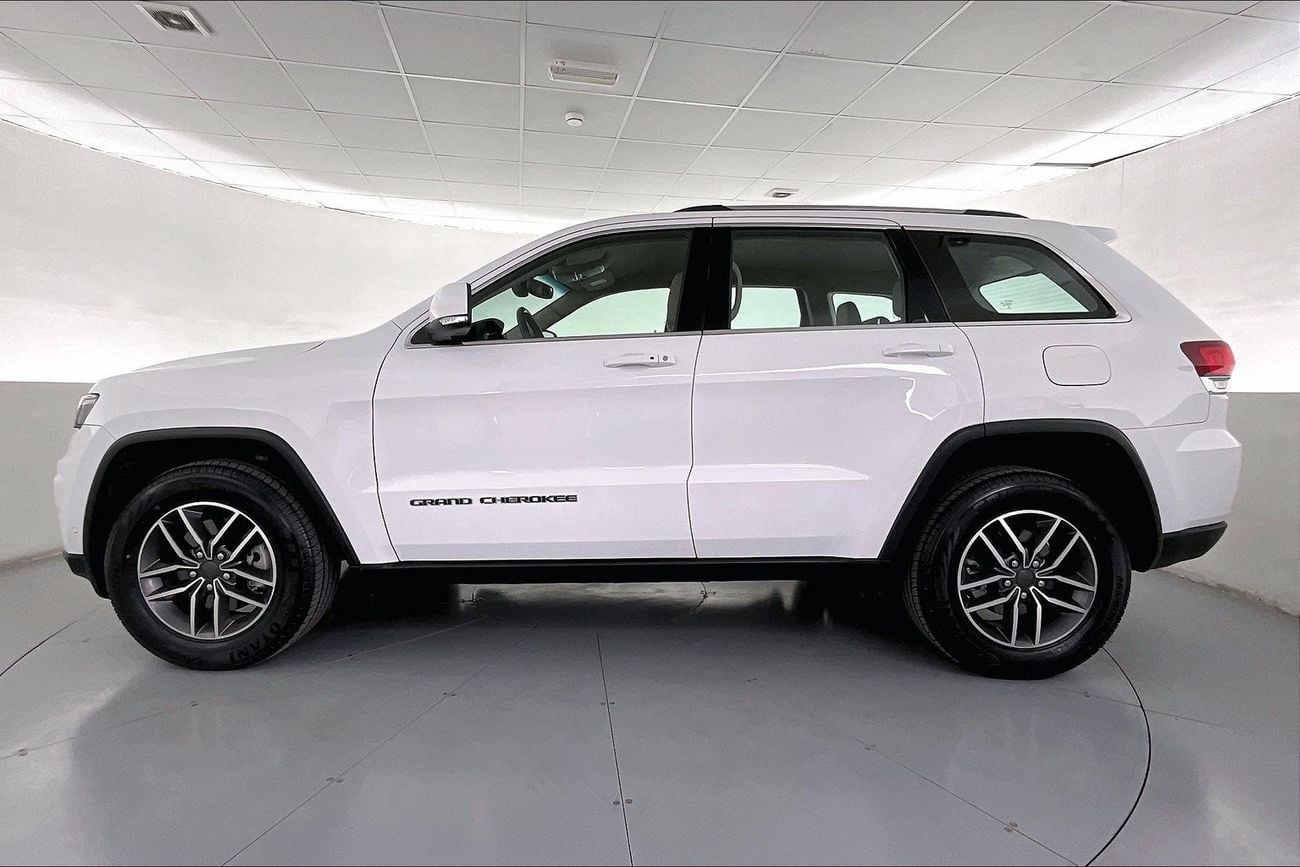 Jeep Grand Cherokee Laredo | 1 year free warranty | 1.99% financing rate | 7 day return policy