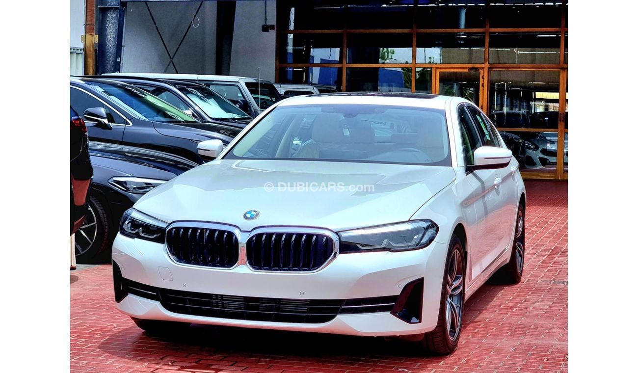 بي أم دبليو 520i i Under Warranty 2023 GCC