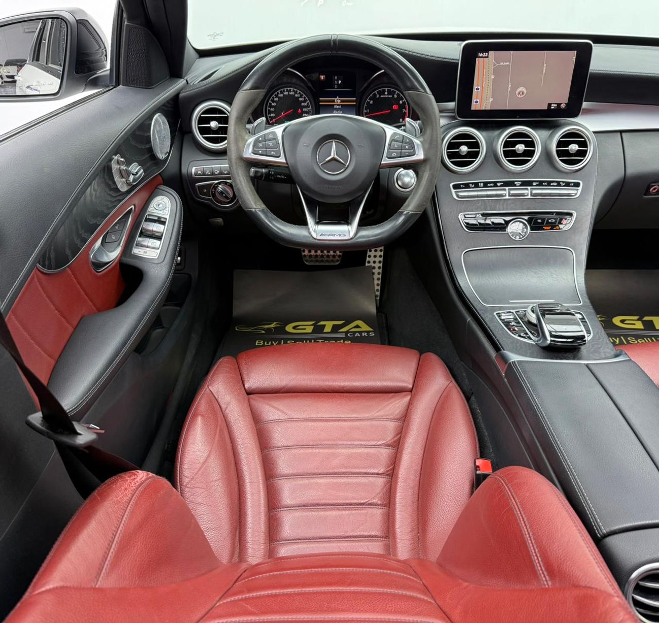 مرسيدس بنز سي 43 ايه ام جي 2017 Mercedes C43 AMG 4matic, Service Contract Deutsche, Full Service History, GCC