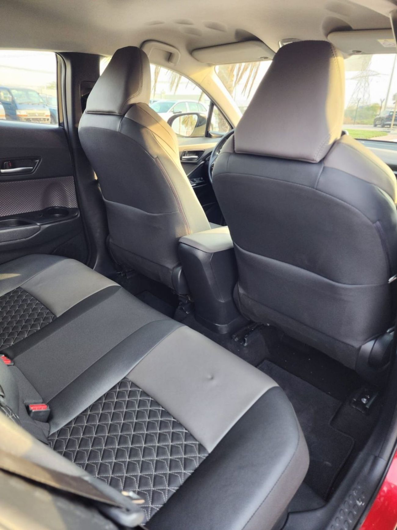 Toyota CHR TOYOTA C-HR 2022 FULL OPTION