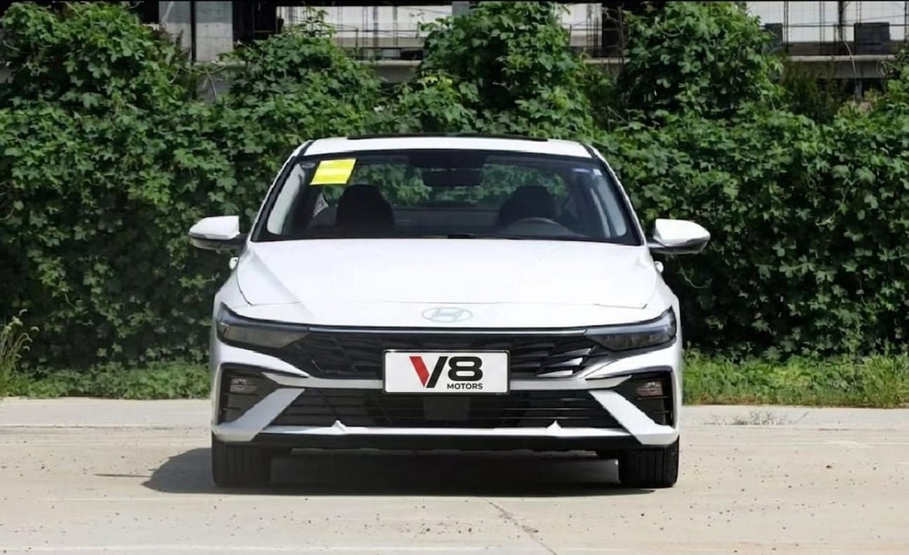 Hyundai Elantra SMART Elite 1.5L Petrol Edition With Leather Seats