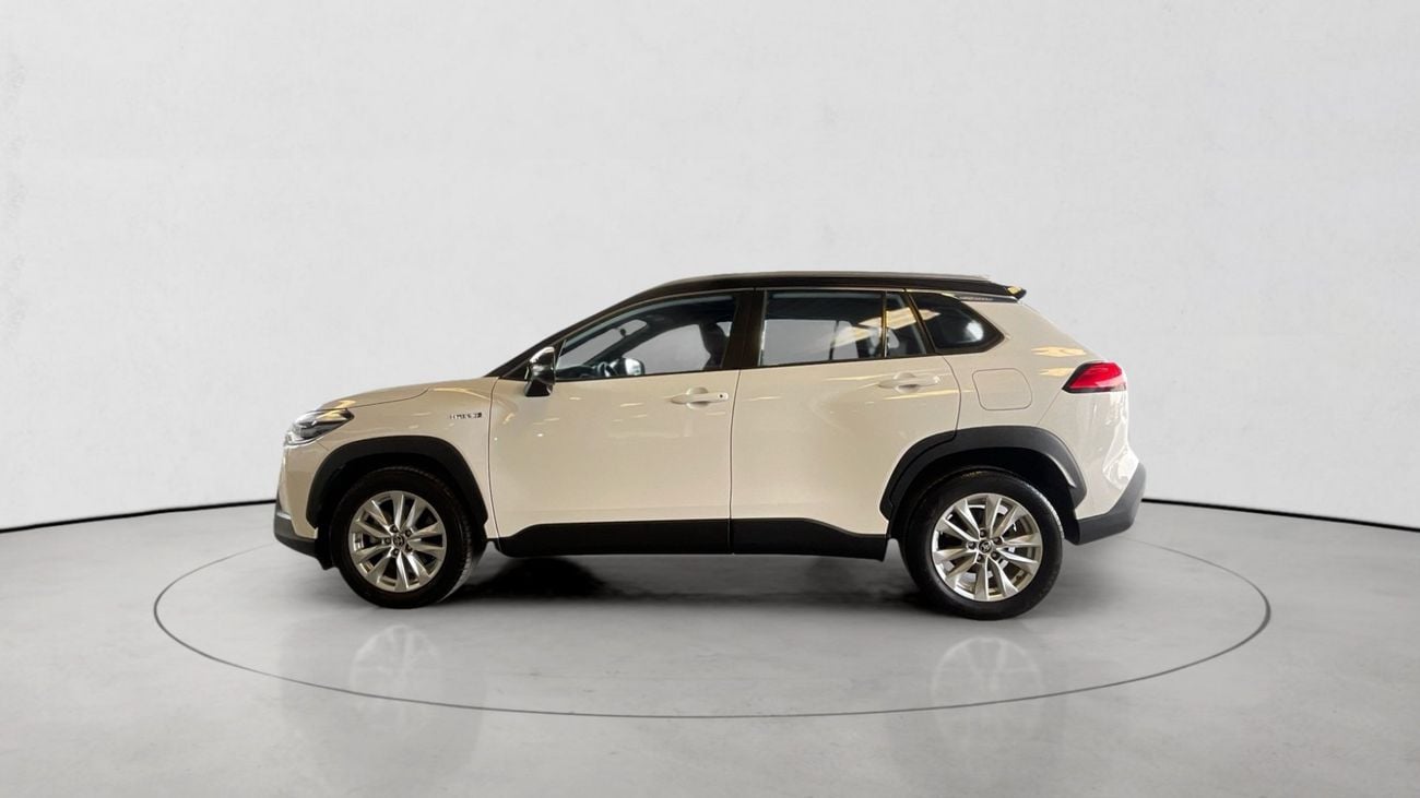 تويوتا كورولا كروس GLI | شامل الضمان | 0 ﺪﻔﻋﺓ ﺃﻮﻟﻯ