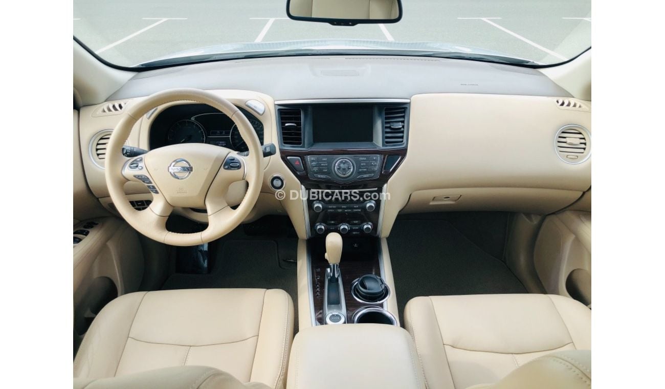 نيسان باثفايندر SV نيسان باثفندر موديل 2013 خليجي حاله ممتازه من الداخل والخارج كراسي جلد وبانوراما ومثبت سرعه مالك 