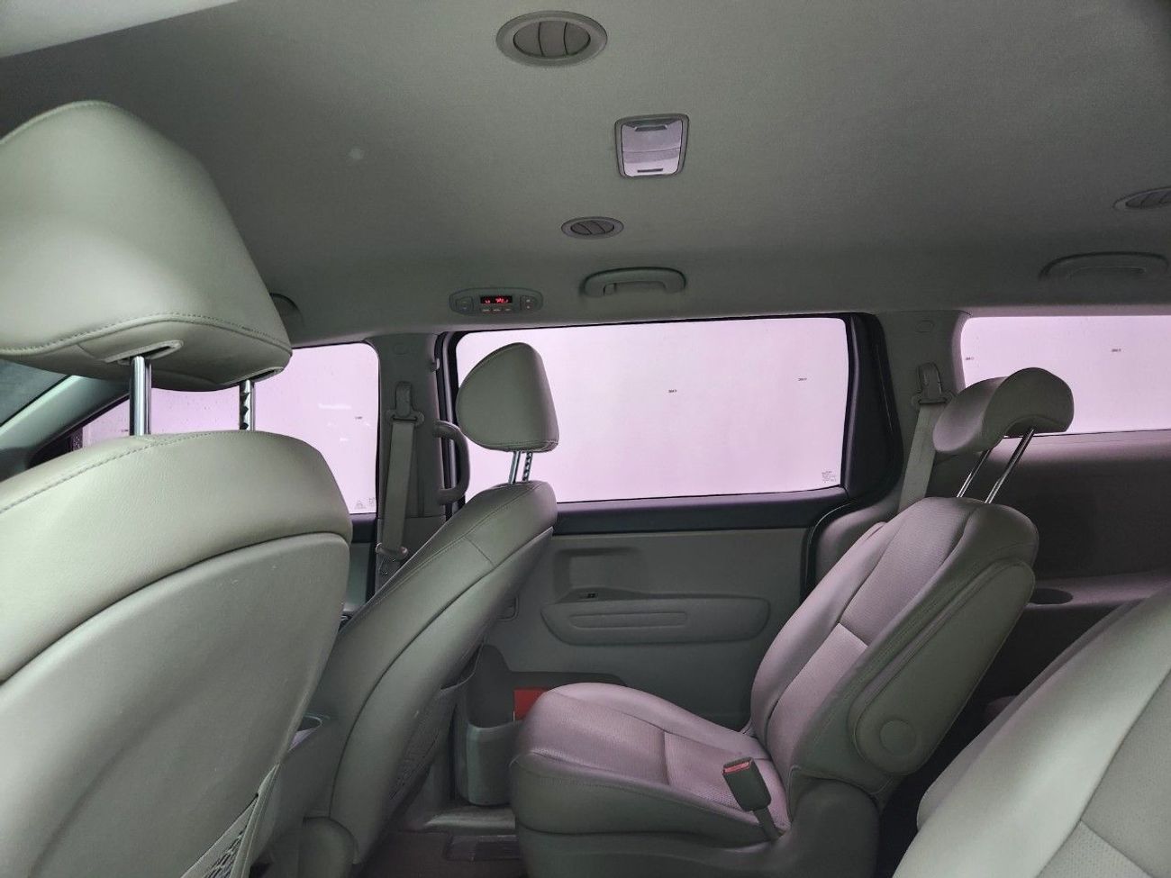 كيا كارنيفال THE NEW CARNIVAL (D) 2.2 Luxuary 9 seats