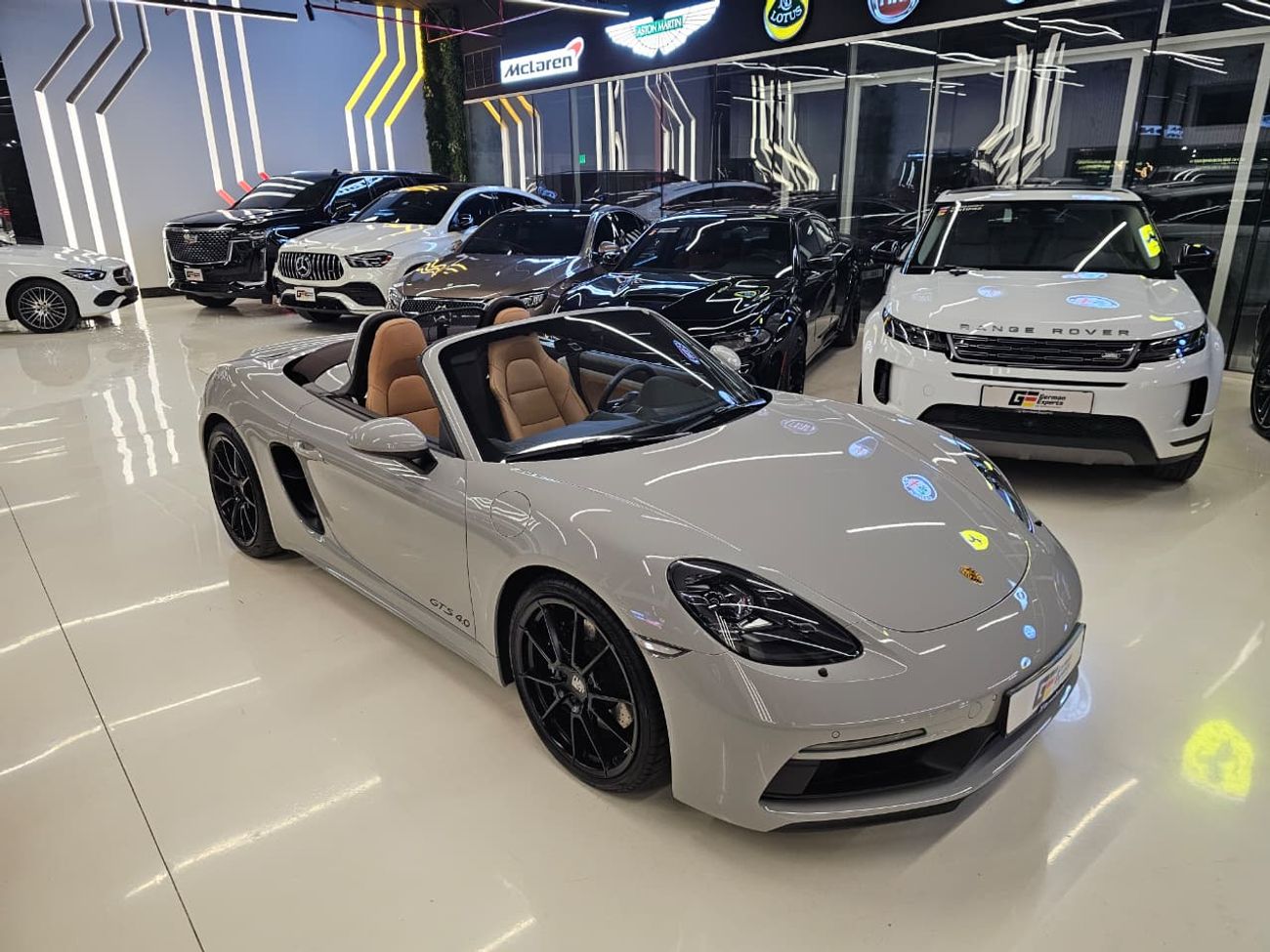 Porsche 718 Boxster Spyder 4.0L (414 HP) A/T 2022 Boxster GTS 718 Spyder 2 YEARS WARRANTY UNLIMITED MILEAGE