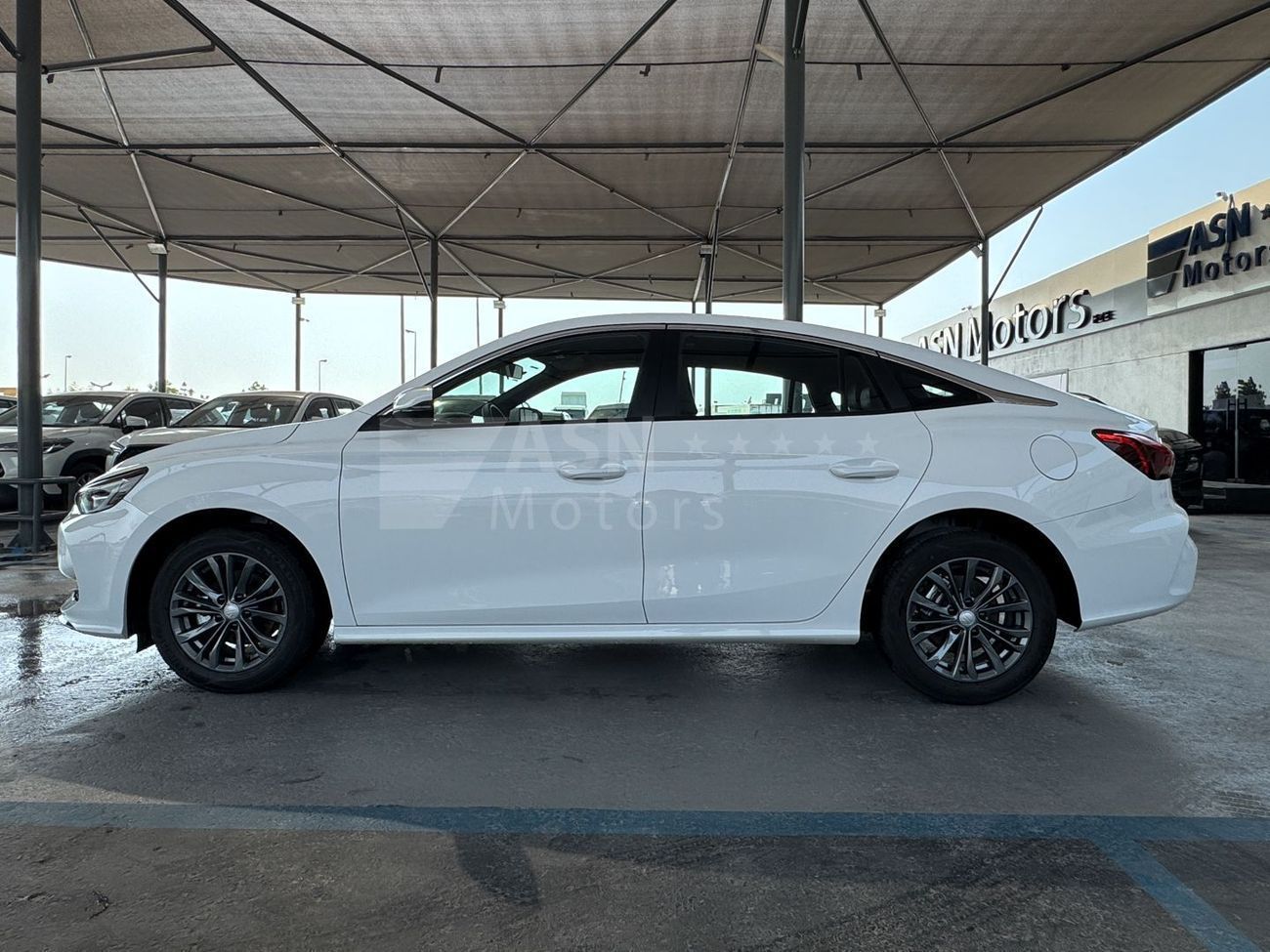 أم جي 5 DEL Luxury Edition 1.5L 2025 (Export Only)