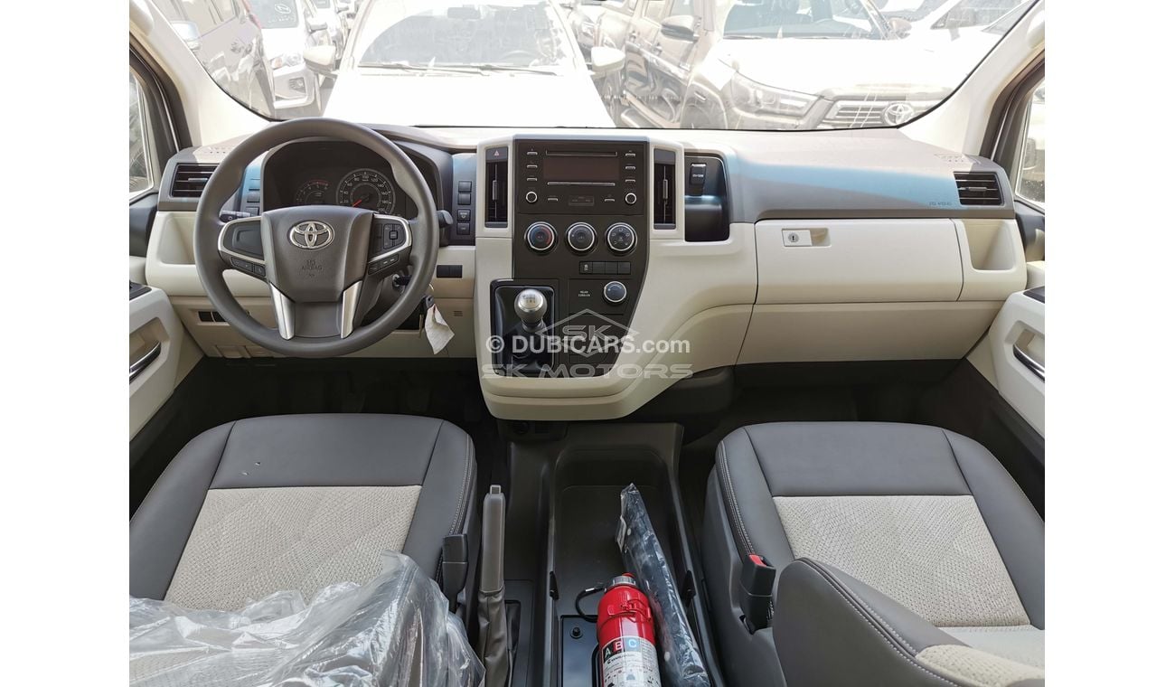 تويوتا هاياس 2.8L Diesel, 16" Tyre, Xenon Headlights, Leather Seats, Rear Camera, Manual A/C (CODE # THHR02)