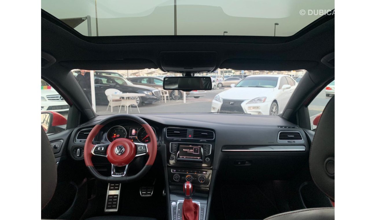 فولكس واجن جولف Volkswagen Golf GTi_Gcc_2015_Excellent_Condihion _Full option