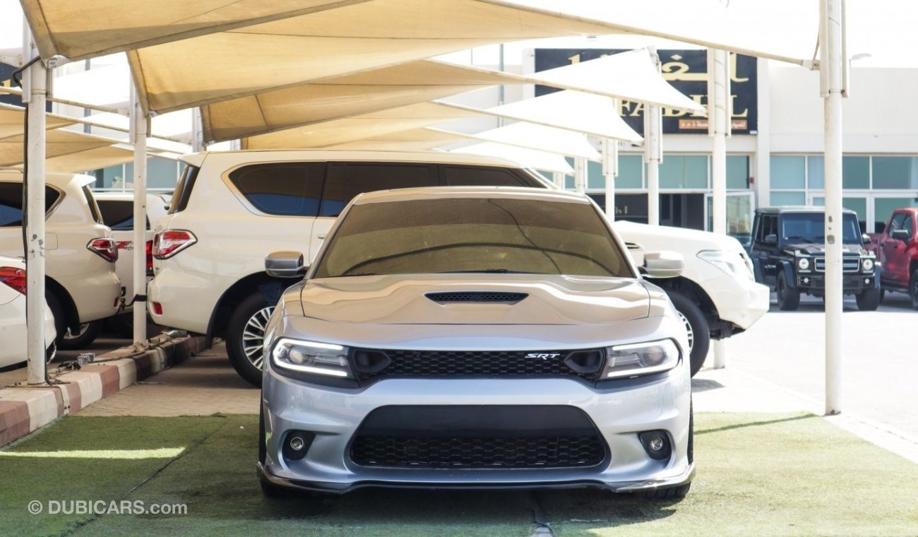 Dodge Charger SRT