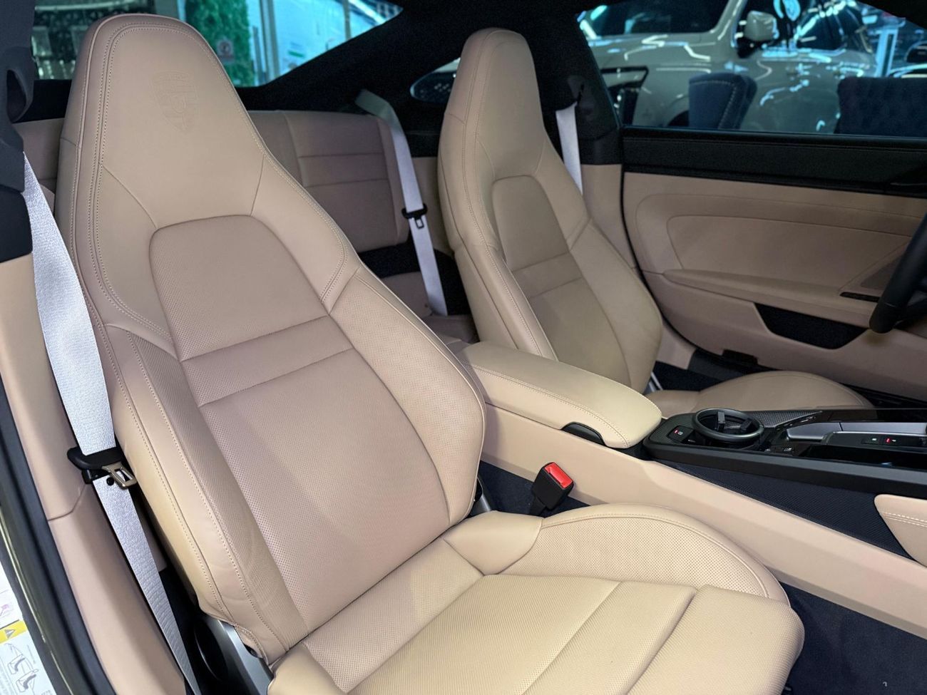 Porsche 911 Carrera GTS 3.0L (450 HP) Coupe 2024 Carrera GTS - Low Mileage - Dealer Warranty