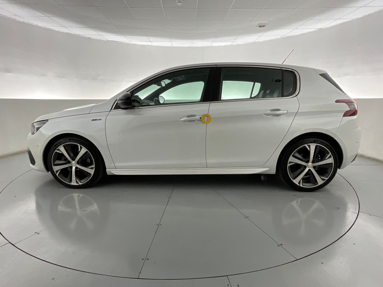 Peugeot 308 GT Line | 1 year free warranty | 0 down payment | 7 day return policy