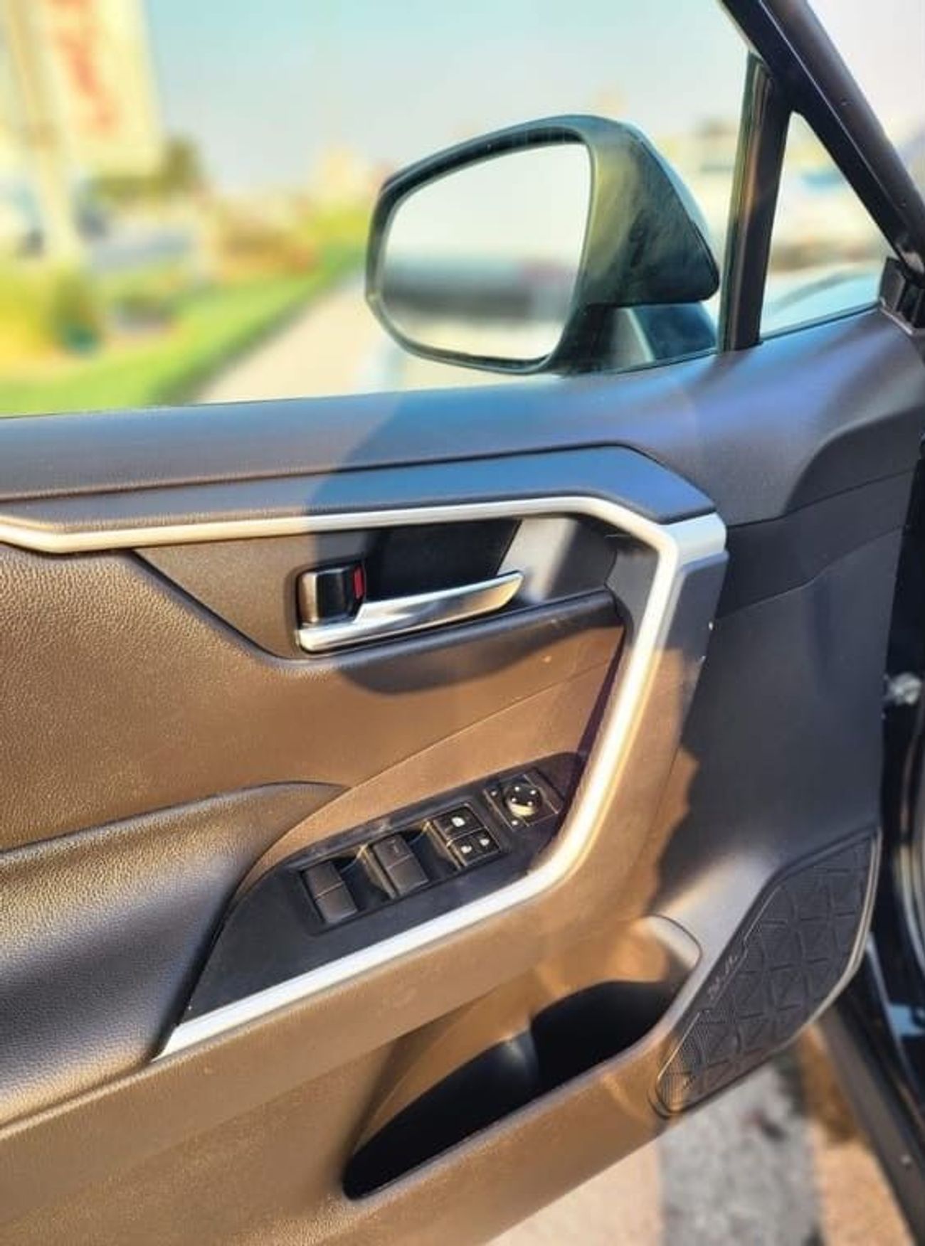 Toyota RAV4 GXR 2.5L 4WD TOYOTA RAV4 4WD XLE full Option