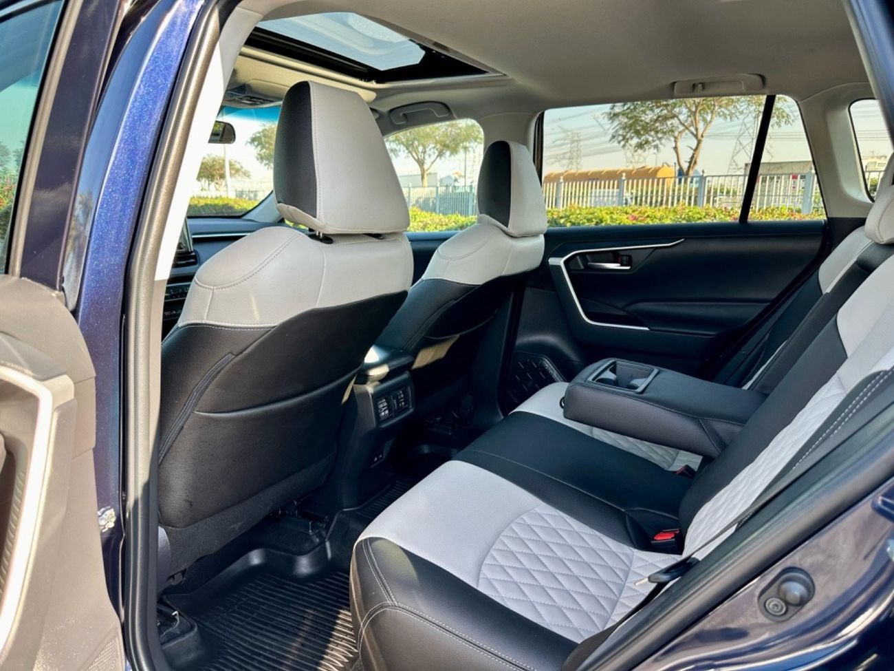 تويوتا راف ٤ 2022 Toyota RAV4 XLE 4x4, imported from USA