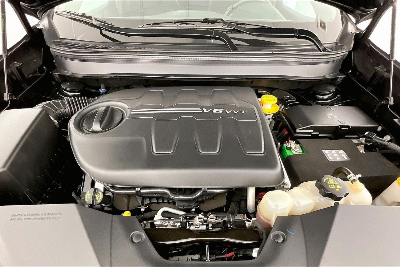 Land Rover Range Rover Evoque SE | 1 year free warranty | 0 Down Payment