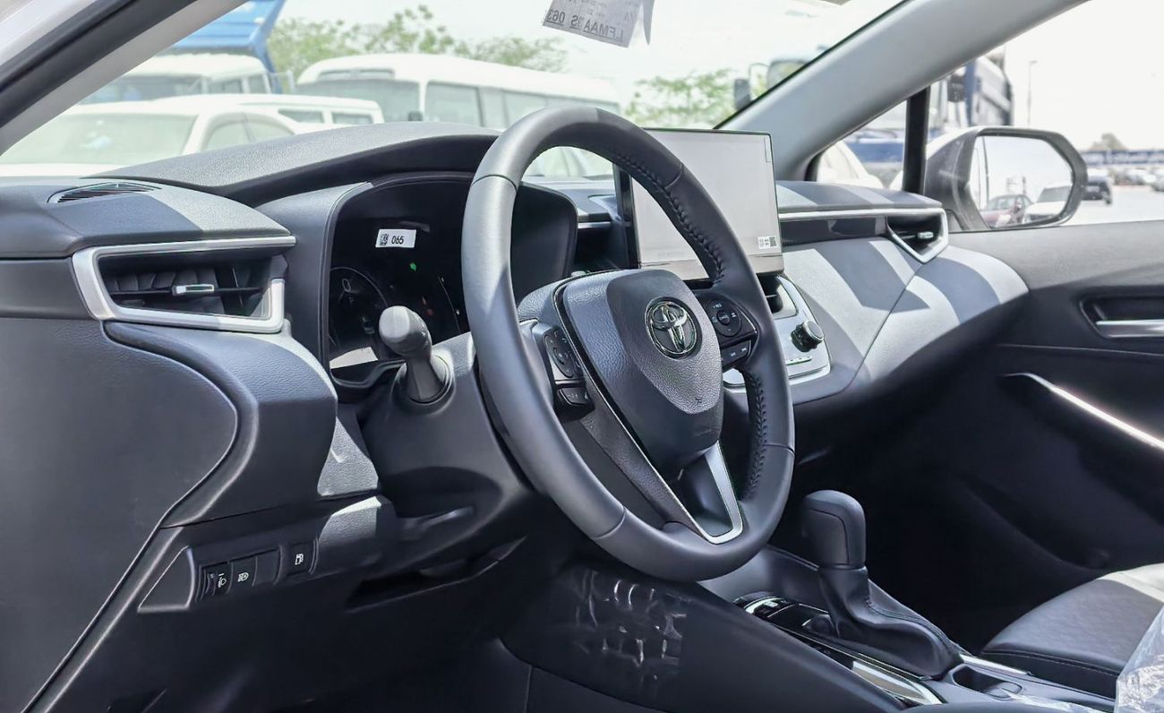 تويوتا كورولا TOYOTA COROLLA 1.8L HYBRID ELITE FULL OPTION (CHINESE SPEC)
