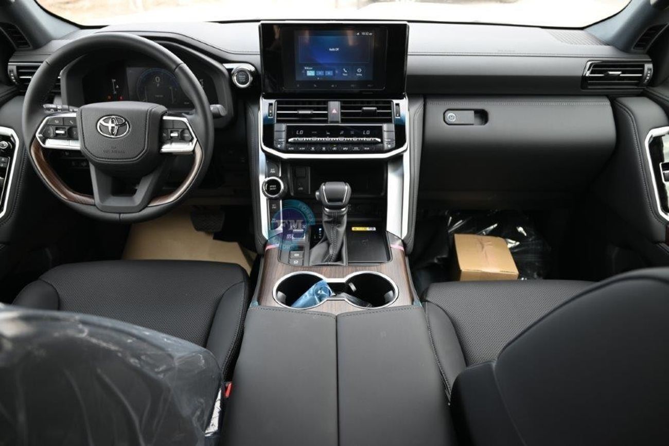 Toyota Land Cruiser 300 GXR V6 4.0L Petrol Automatic