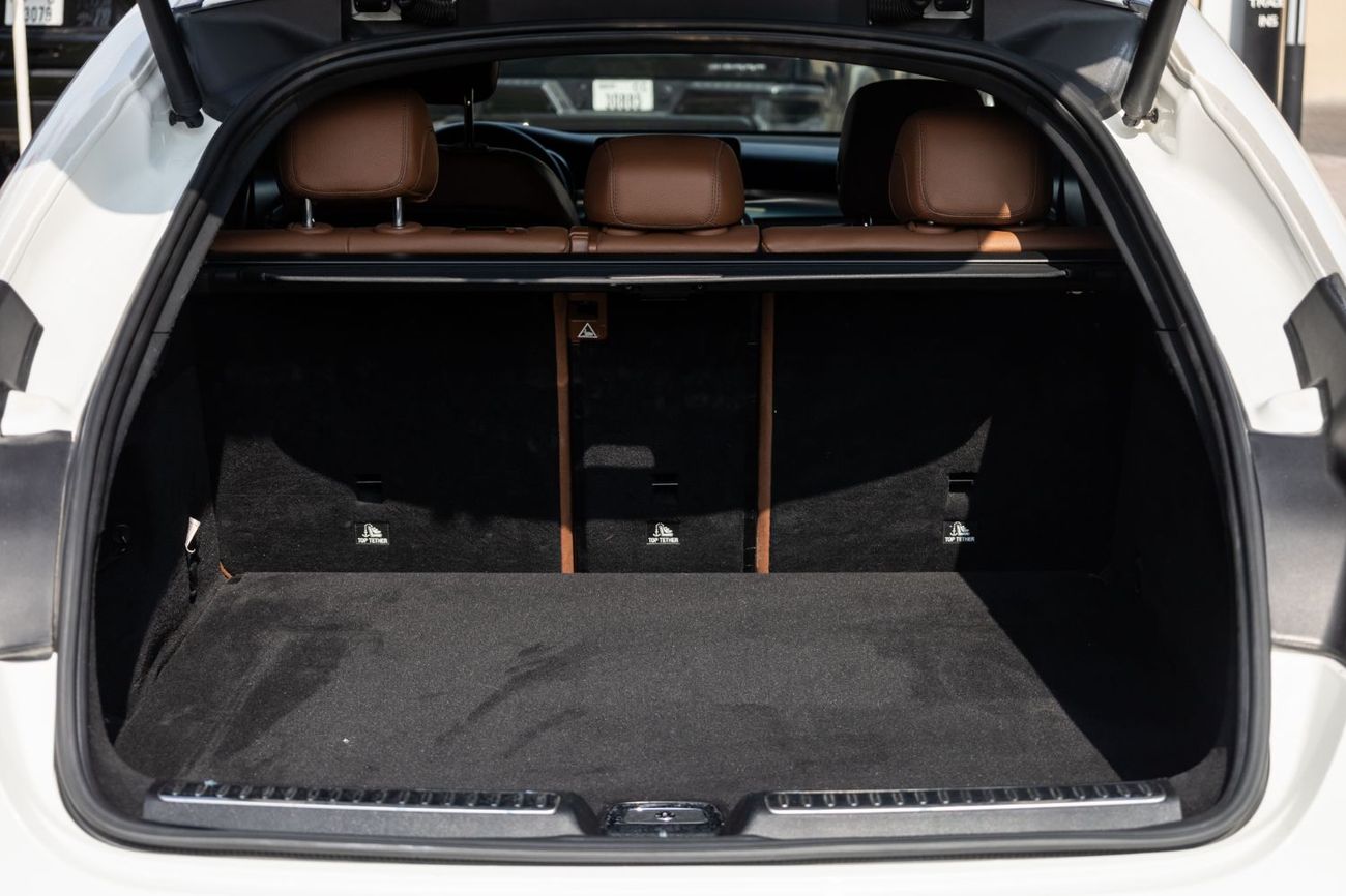 Mercedes-Benz GLC 300 Coupe AMG 2.0L