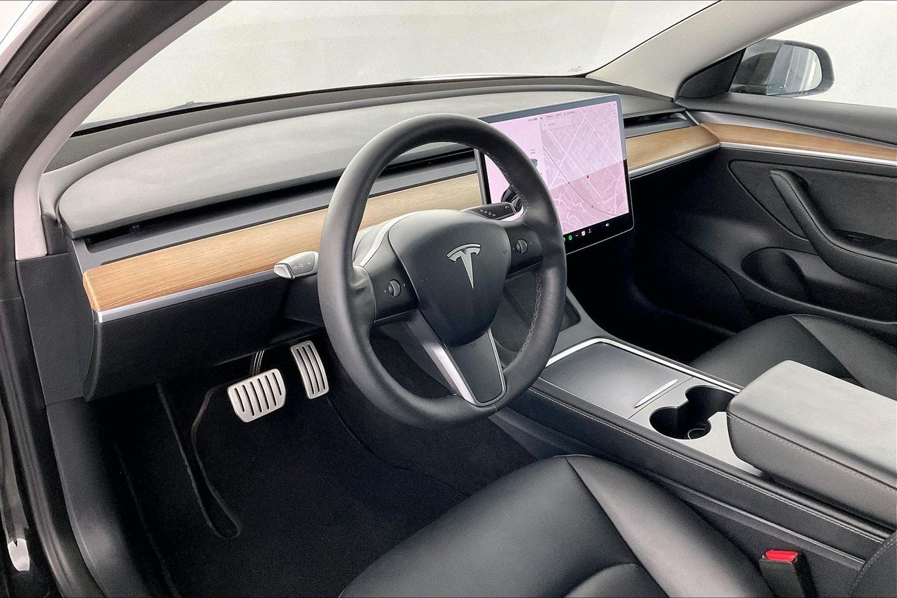 Jeep Grand Cherokee Laredo| 1 year free warranty | Exclusive Eid offer