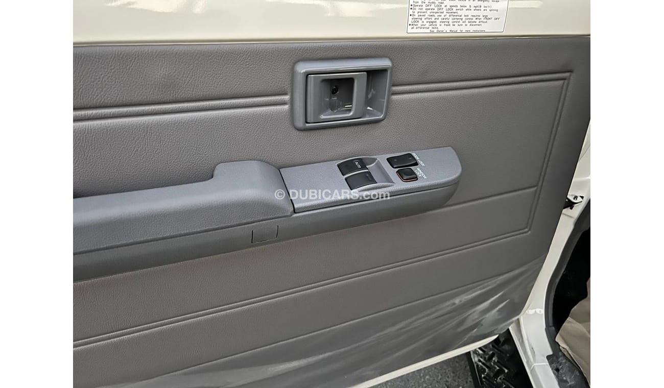 Toyota Land Cruiser Pick Up Toyota LC 79 SC 4.2 HZJ79