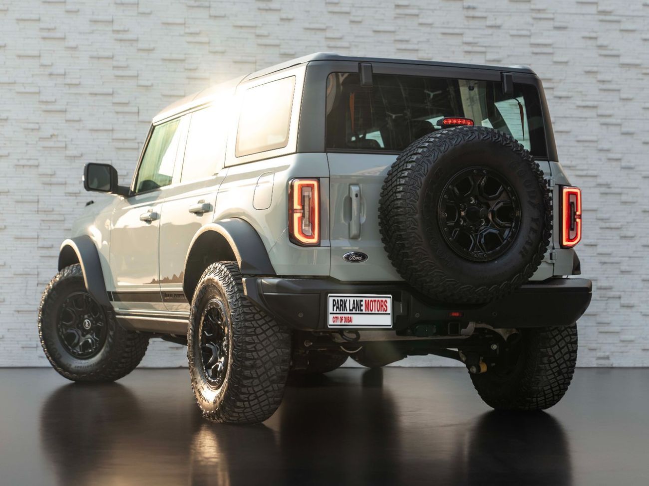 Ford Bronco Wildtrak 2.7L (5 Seater)