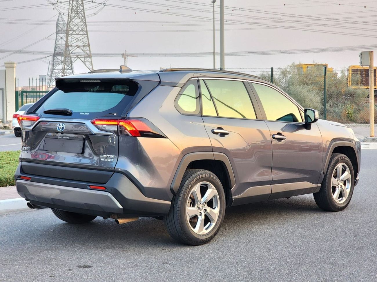 Toyota RAV4 TOYOTA RAV 4 LIMITED HYBRID