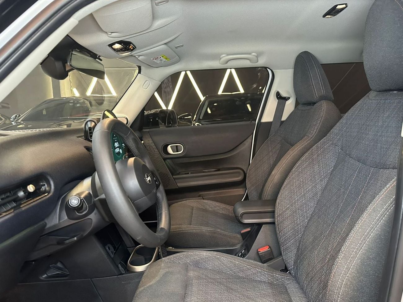 Mini Cooper Std 1.5L (5 Seater) MINI COUPER | 2025 | UNDER WARRANTY | KOREAN SPACE |