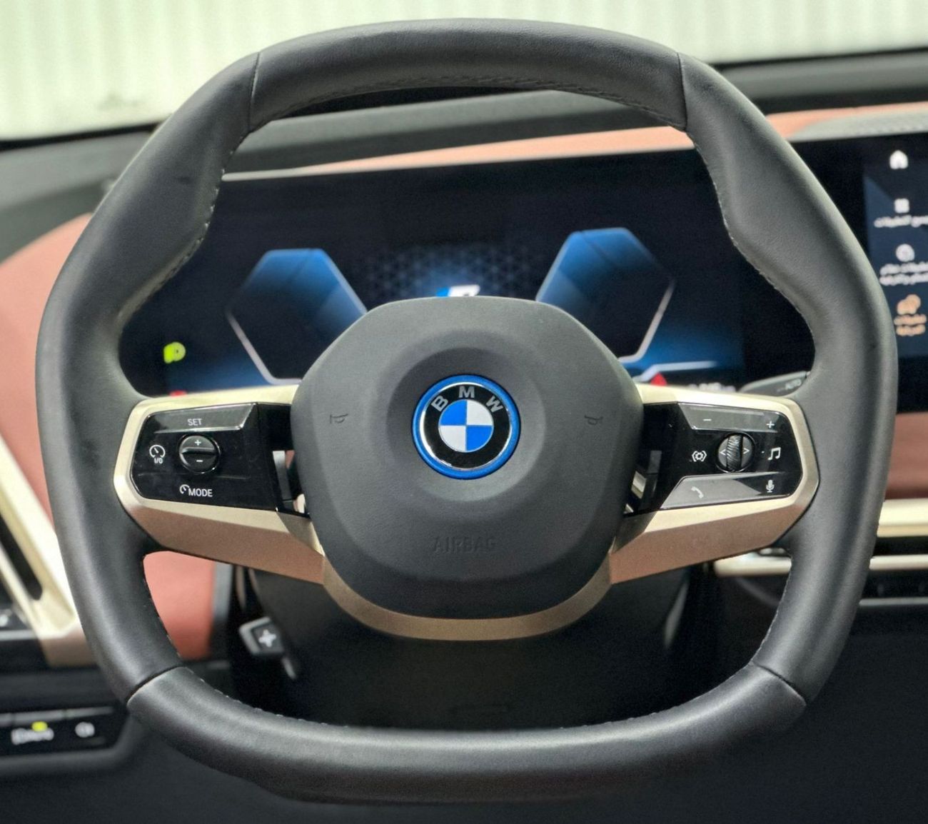 BMW iX 2023 BMW IX XDrive40, AGMC Warranty + Service Contract