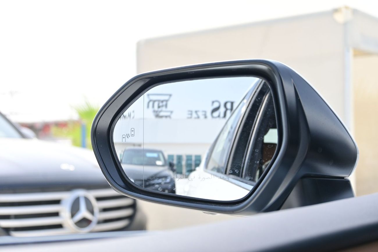 تويوتا كامري Toyota Camry Limited 2.5L Hybrid, Model 2025, Color White