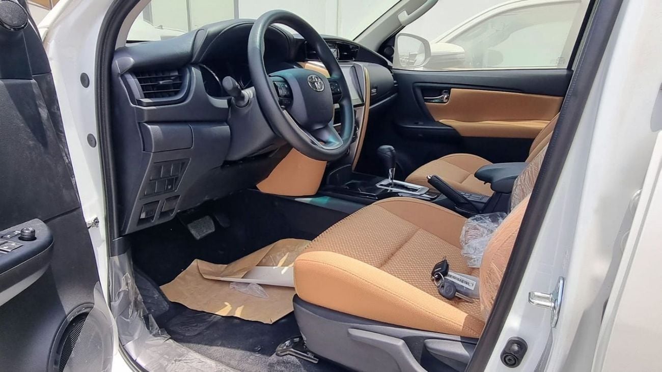 تويوتا فورتونر TOYOTA FORTUNER 2.7L 4x4 PETROL MY 2025