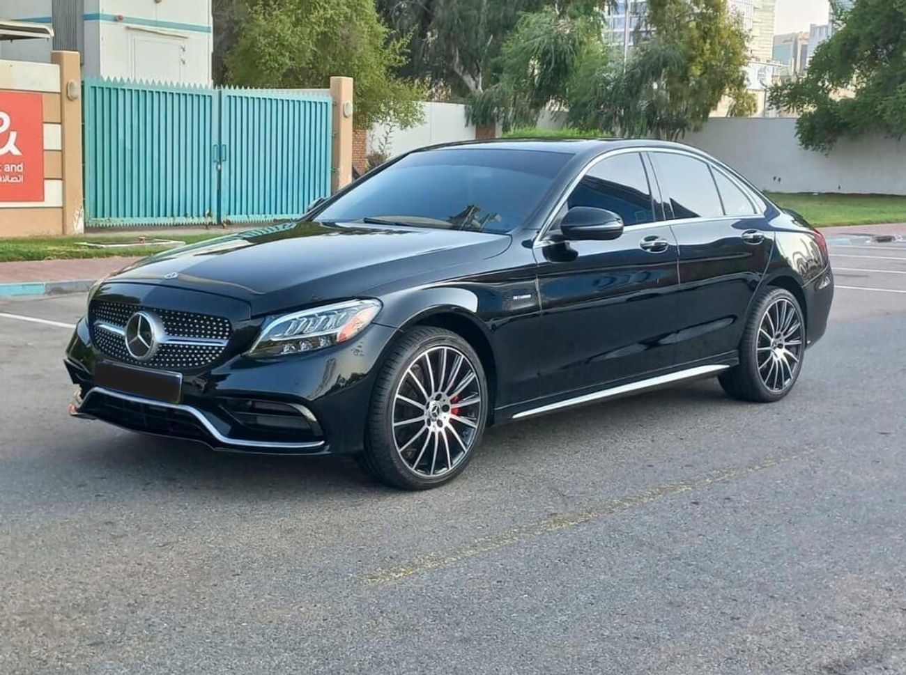 مرسيدس بنز C 300 Sport 2.0L (241 HP)