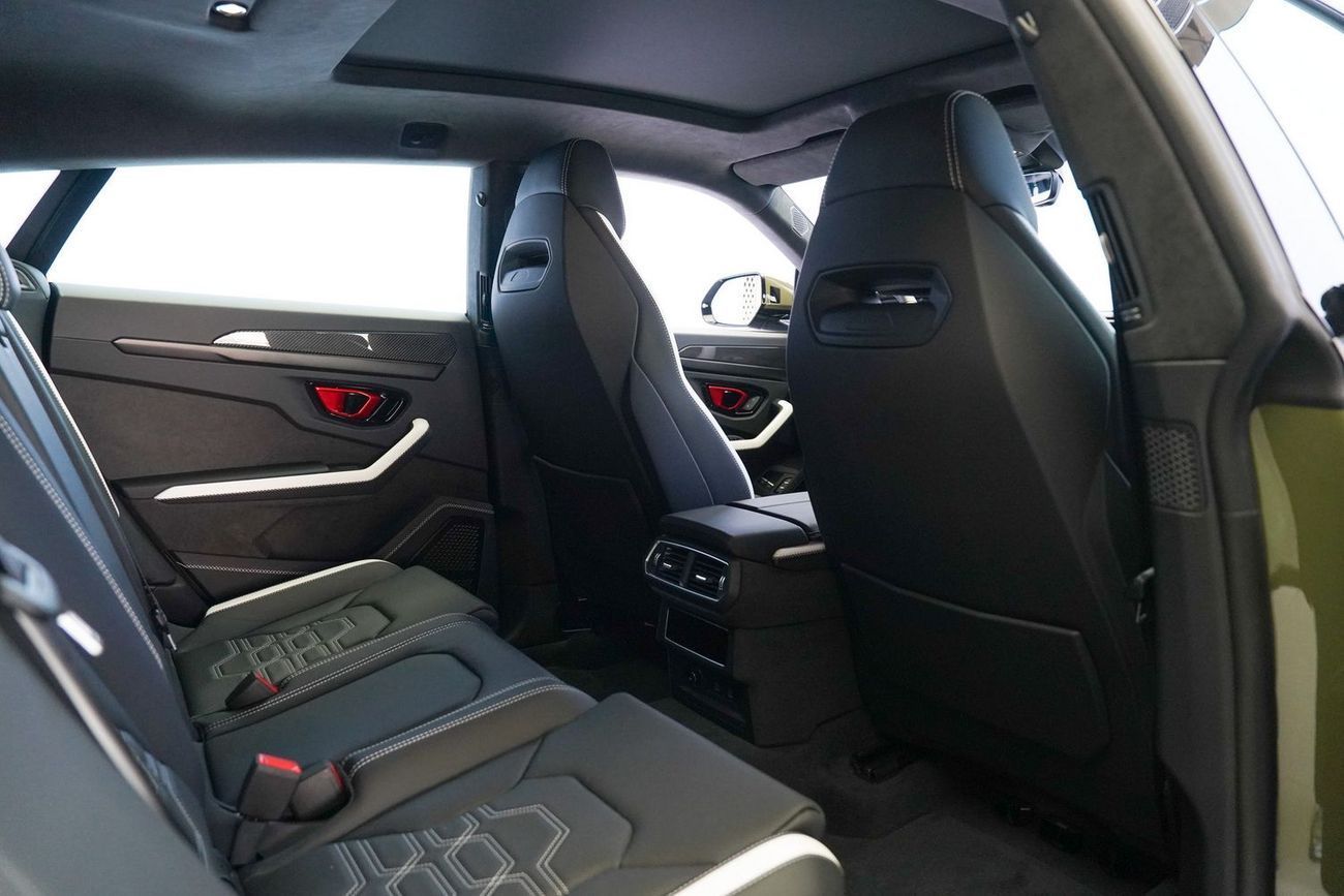 Lamborghini Urus STD 4.0T V8 SE