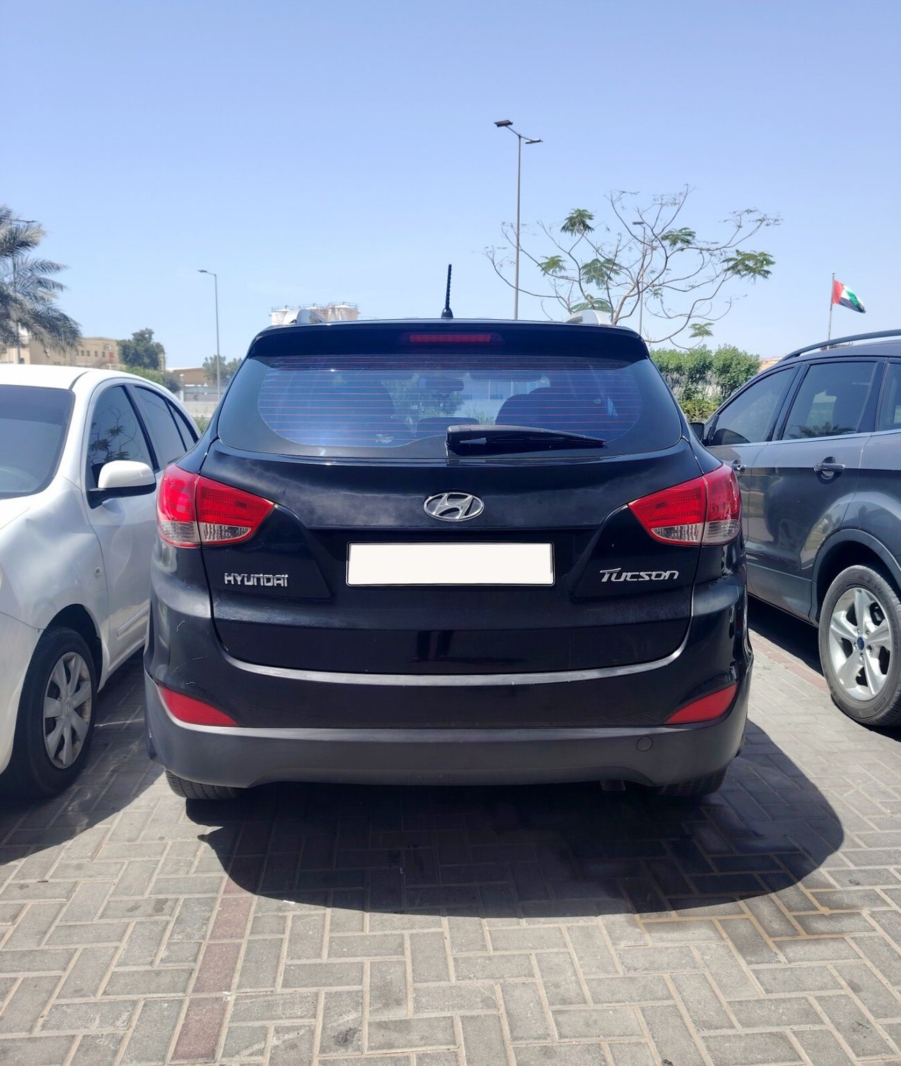 هيونداي توسون 2.0 litre 4-cylinder Engine-FWD