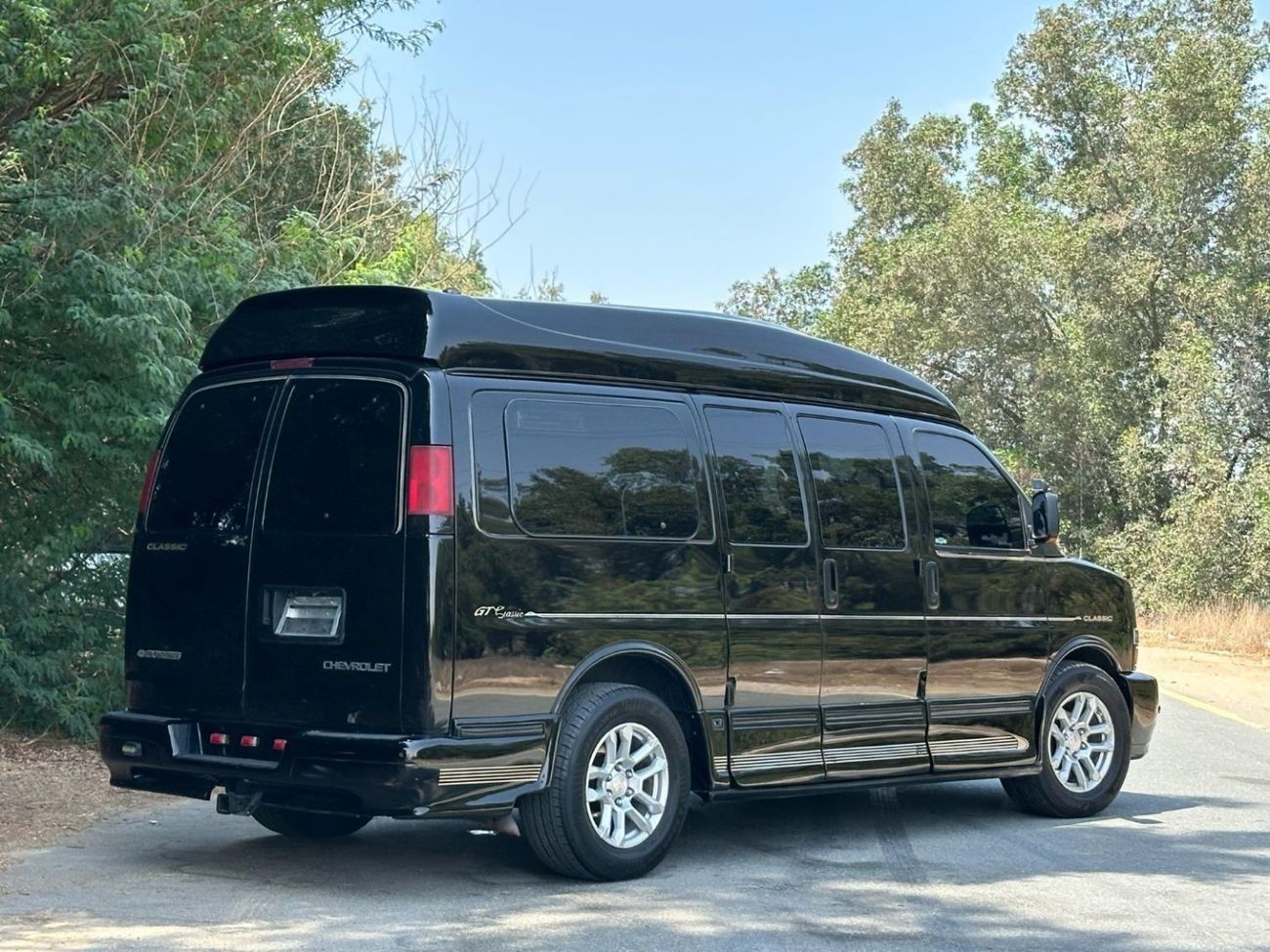 Chevrolet Express CHEVROLET EXPRESS CLASSIC 2003 US VIP SEATS // LOW MILEAGE // PERFECT CONDITION